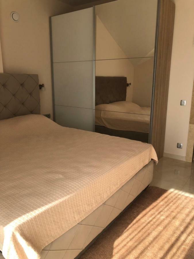 Villa Travertino Tivat Eksteriør billede